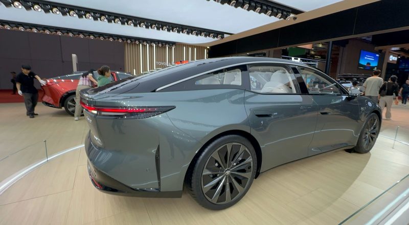 Laris Manis Secepat Kilat, Mobil Listrik Terbaru Toyota Diserbu Ribuan Pembeli